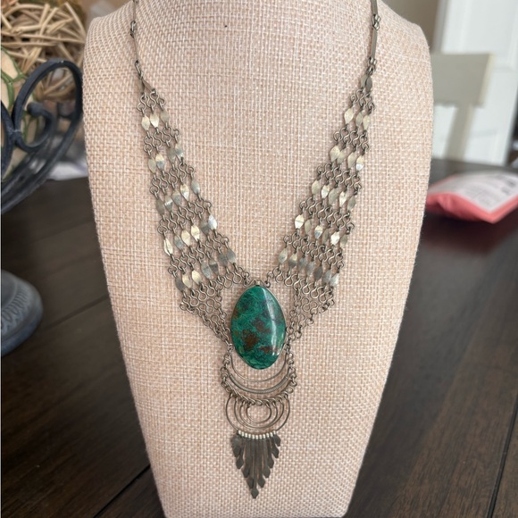 Boho Silver and Green Necklace - Picture 1 of 4